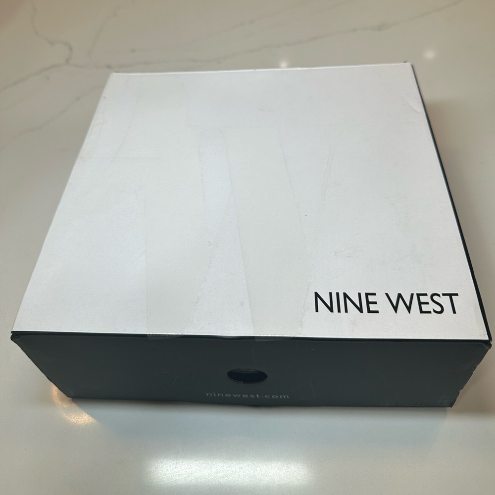 Nine West Frend Pumps size 7 - Picture 2 of 10